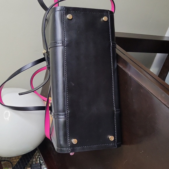 Kate Spade Hot Pink Shoulder Bag, Like New - Picture 5 of 5